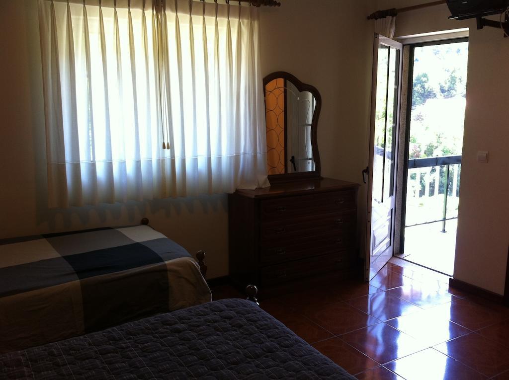 Residencial Ribeiro Hotel Geres Bagian luar foto