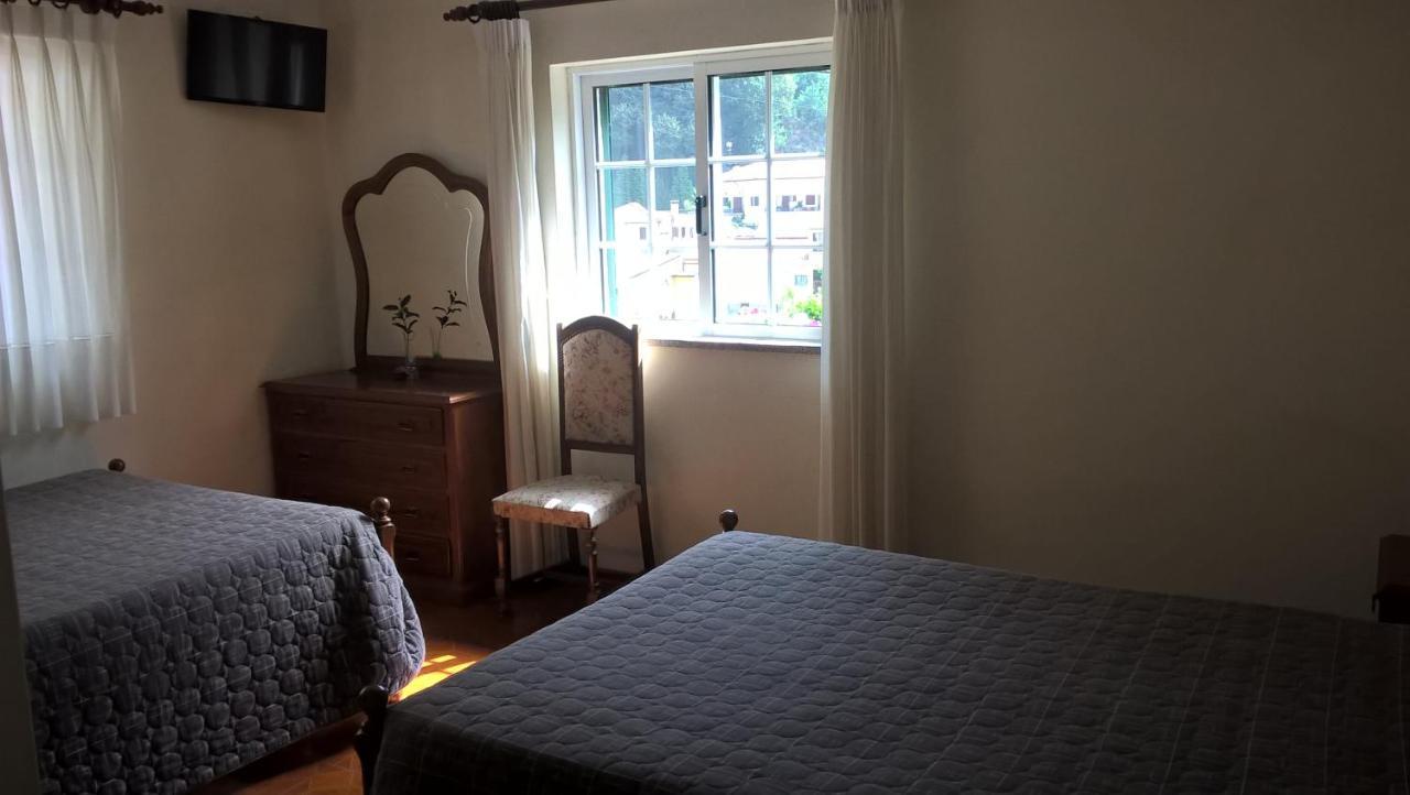 Residencial Ribeiro Hotel Geres Bagian luar foto
